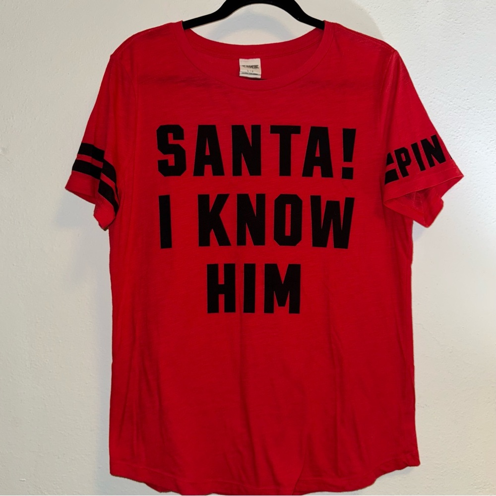 Victoria's Secret PINK SANTA! I KNOW HIM Tee
